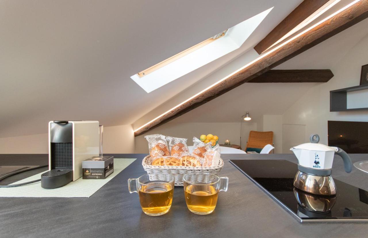 Aqualago Casa Vacanze Suite Вербанія Екстер'єр фото