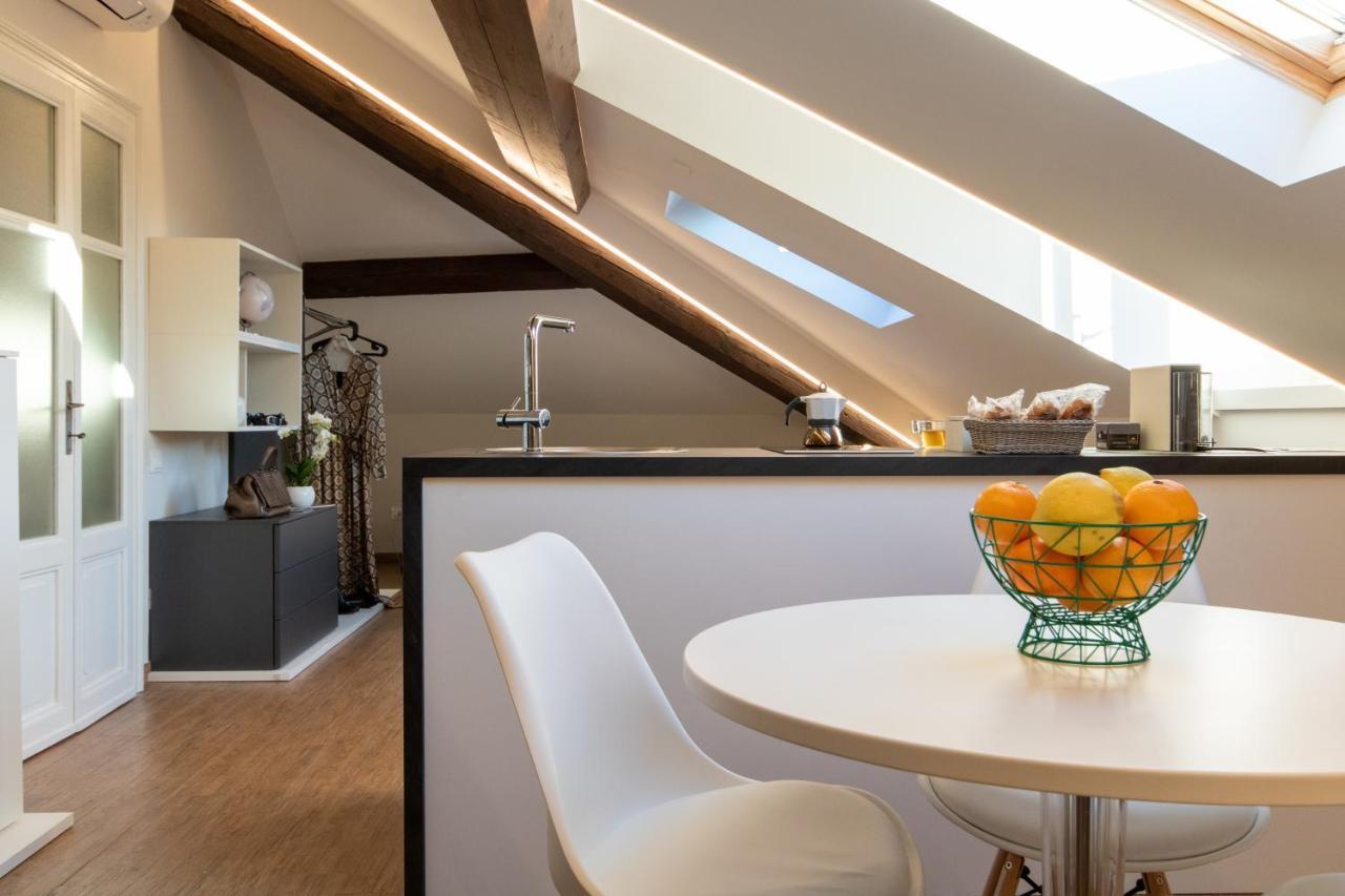 Aqualago Casa Vacanze Suite Вербанія Екстер'єр фото